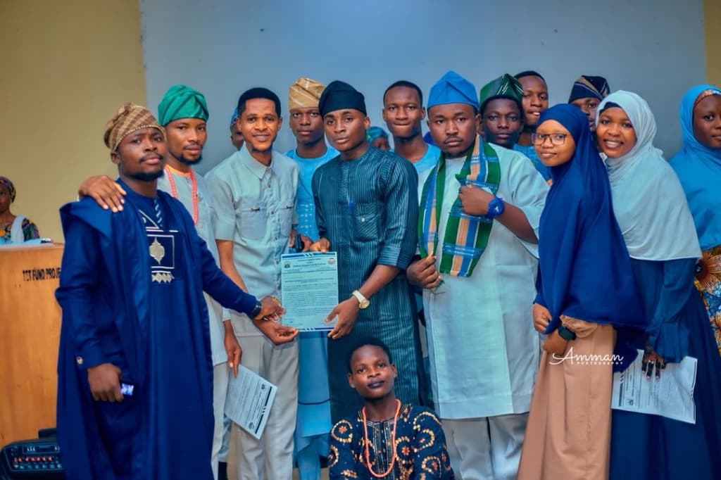 Yoruba Students Union FUD Member Delegation in Traditional Attire